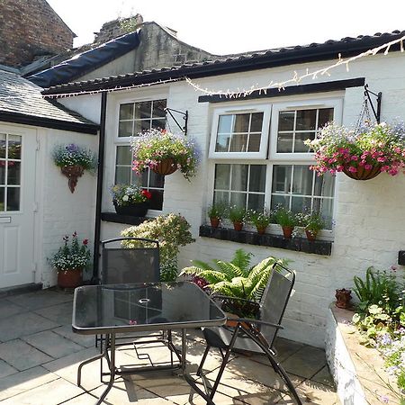 Courtyard Cottage Knaresborough Extérieur photo